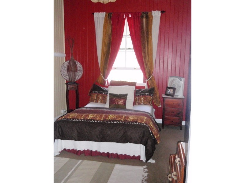 15-17 Thornton Street, Warwick QLD 4370