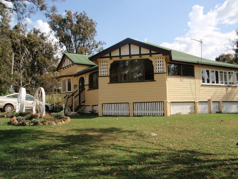 15-17 Thornton Street, Warwick QLD 4370