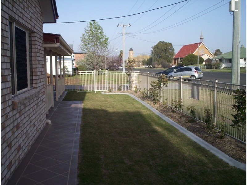 1/105-107 Fitzroy Street, Warwick QLD 4370