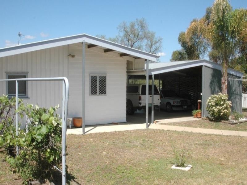 32 Marshall Street, Warwick QLD 4370