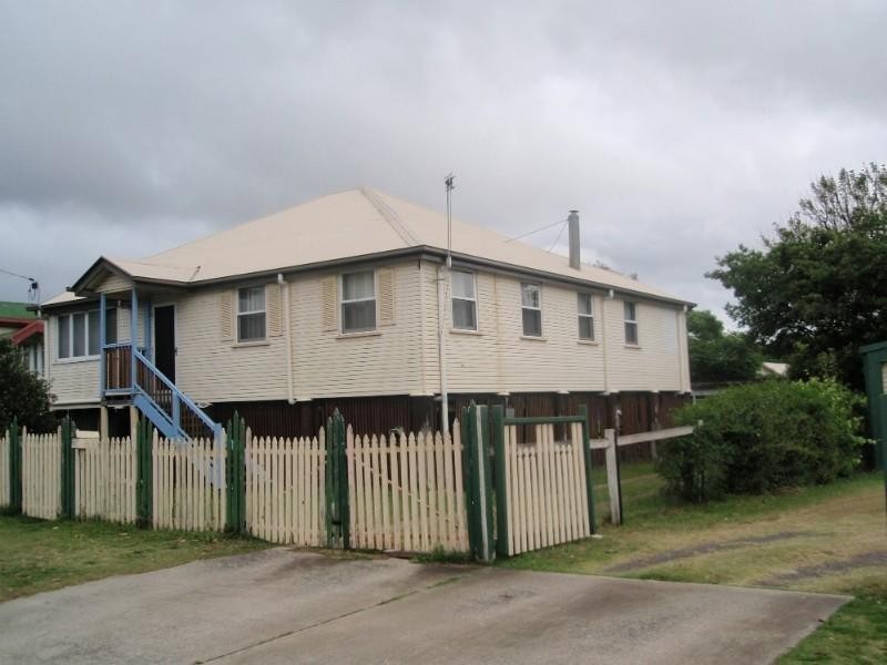 19 Wood Street, Warwick QLD 4370