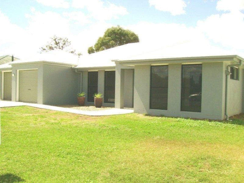 32 Devitt Street, Warwick QLD 4370