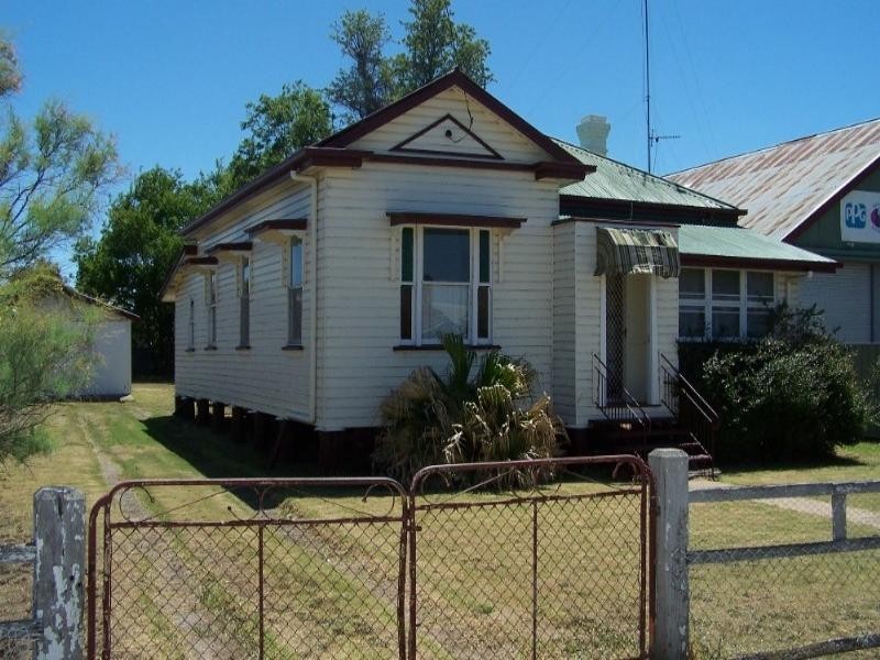 31 Canning Street, Warwick QLD 4370