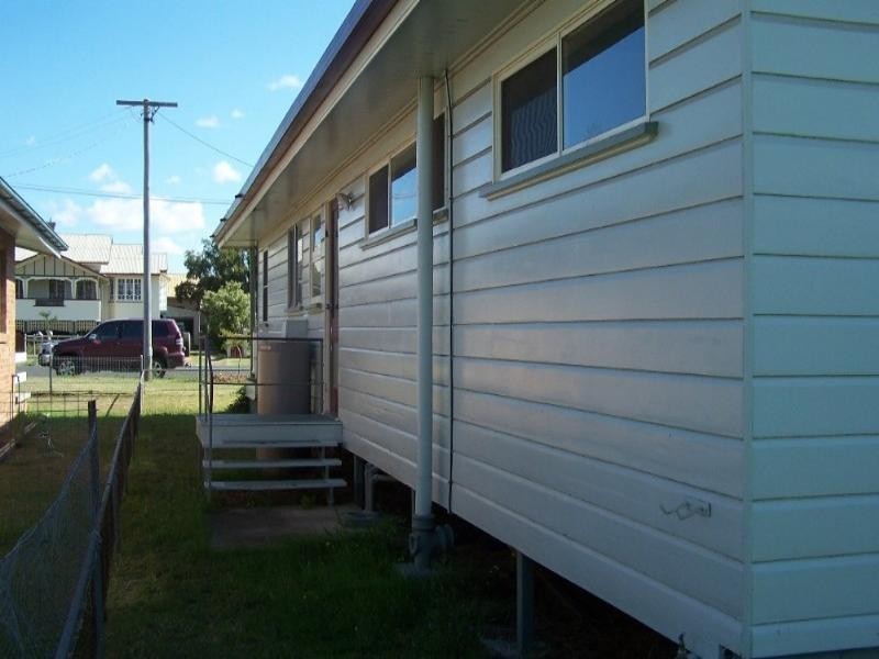 19 Albert Street, Warwick QLD 4370
