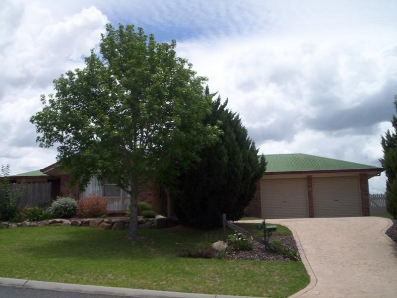 1 Rafferty Avenue, Warwick QLD 4370