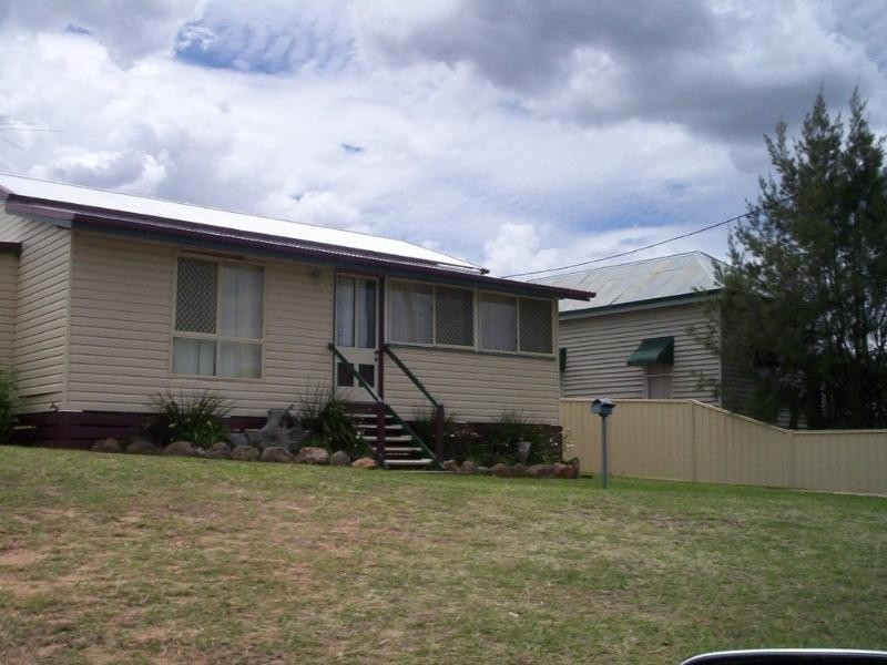 10 Percy Street, Warwick QLD 4370