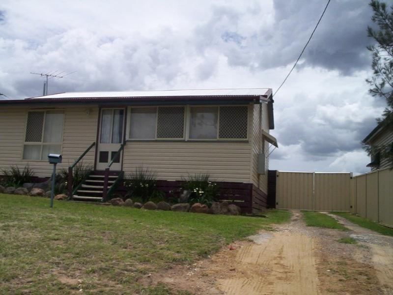 10 Percy Street, Warwick QLD 4370