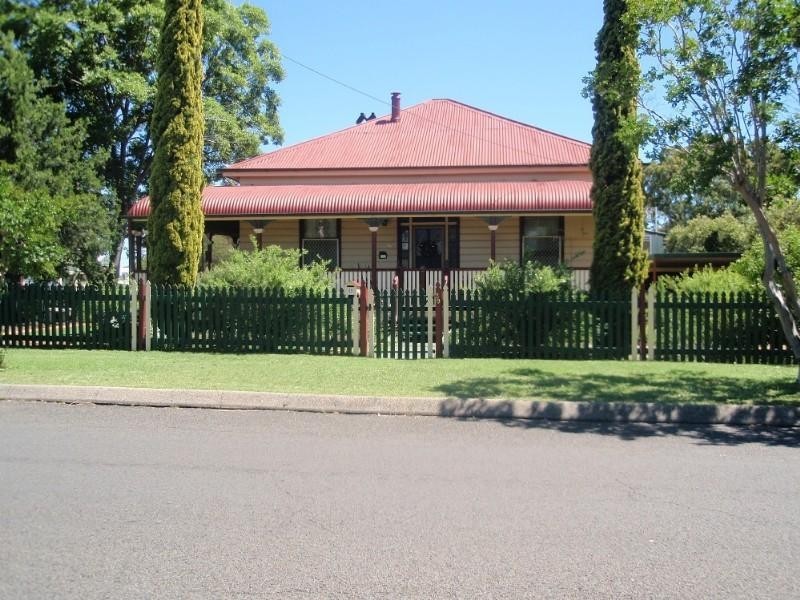 39 Pratten Street, Warwick QLD 4370