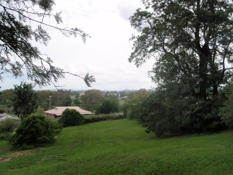 3 Weewondilla Road, Warwick QLD 4370