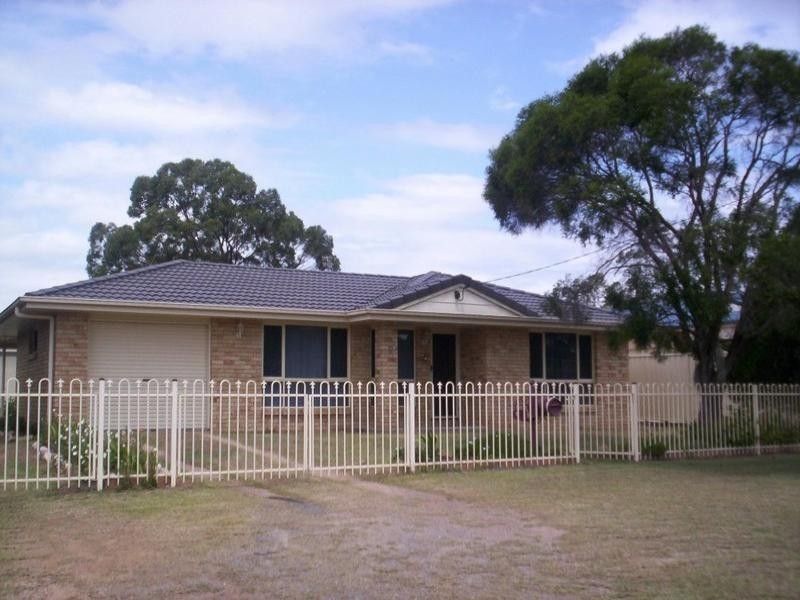 6 Wantley Street, Warwick QLD 4370