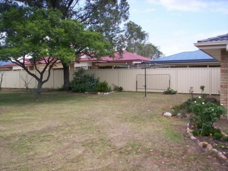 6 Wantley Street, Warwick QLD 4370