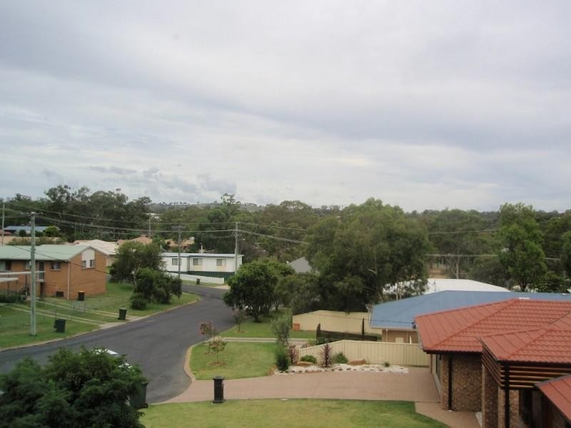 8 Hughes Place, Warwick QLD 4370