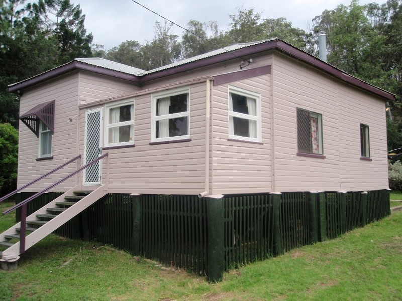 3 Weewondilla Road, Warwick QLD 4370