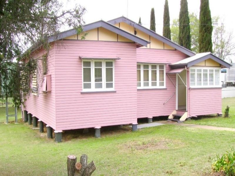 107 Pratten Street, Warwick QLD 4370