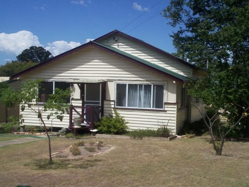 20 Glen Road, Warwick QLD 4370