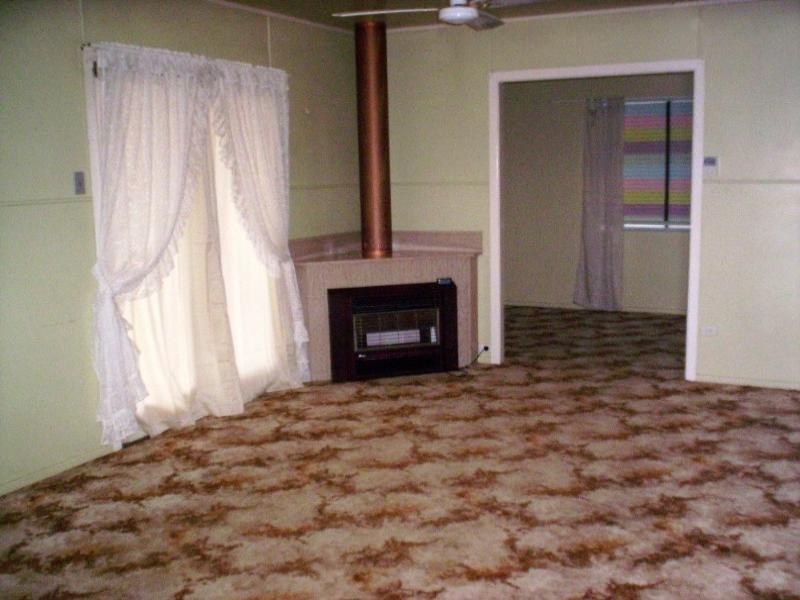 3 Edward Str, Warwick QLD 4370