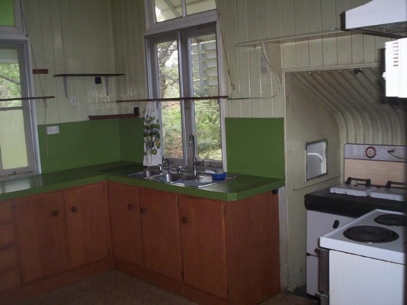 63 Lyons Street, Warwick QLD 4370