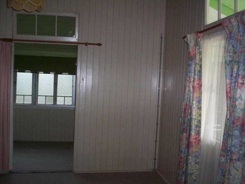 63 Lyons Street, Warwick QLD 4370