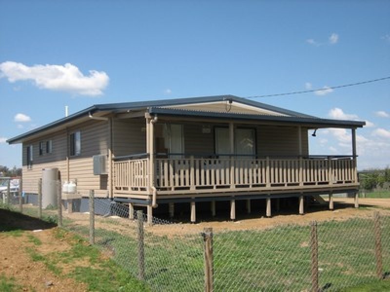 258 East Street, Warwick QLD 4370