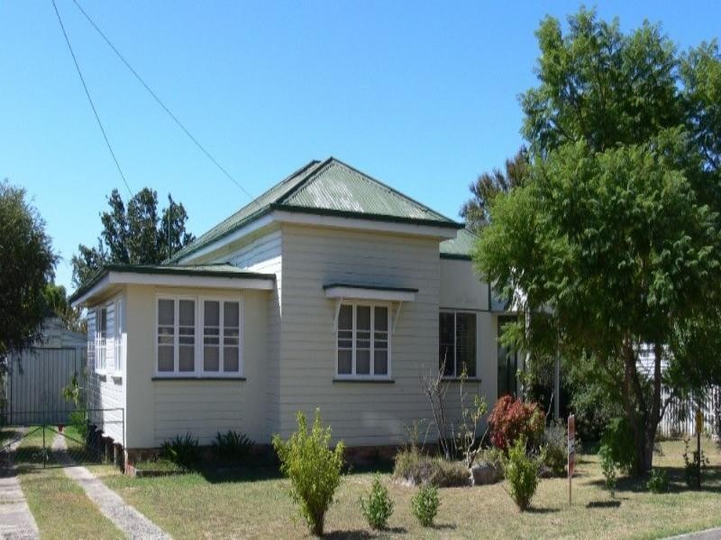 1 Mogridge Street, Warwick QLD 4370