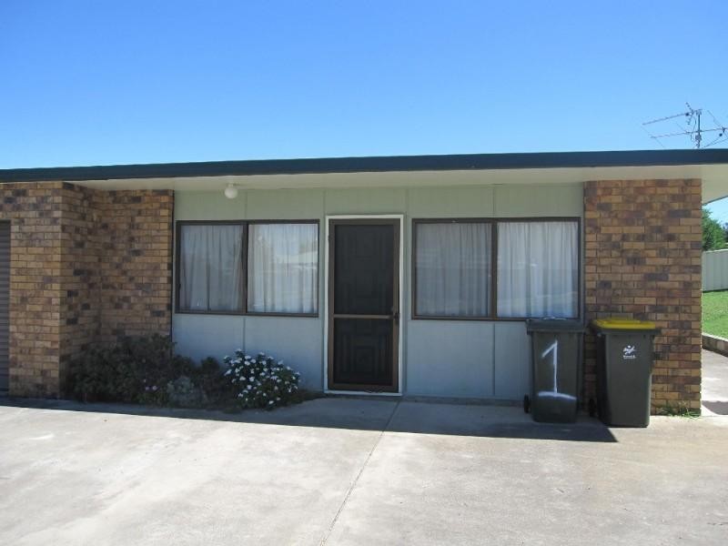 1/10 Aspinall Street, Warwick QLD 4370