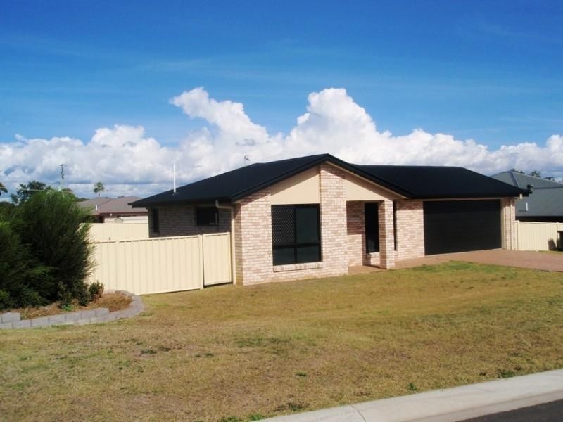 35 Lyons Crescent, Warwick QLD 4370