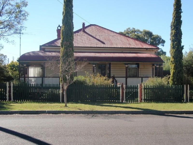 39 Pratten Street, Warwick QLD 4370