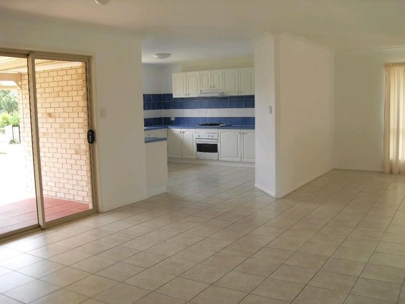 5 Emma Drive, Warwick QLD 4370