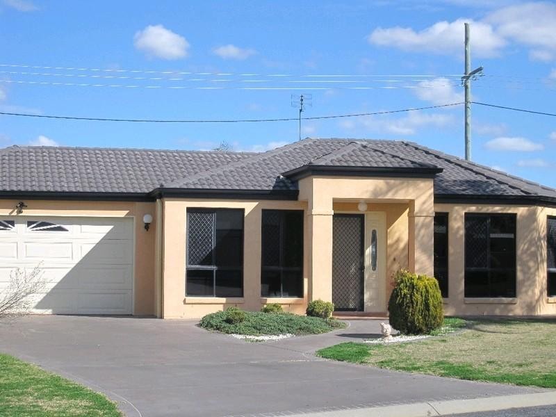 28 Flynn Drive, Warwick QLD 4370