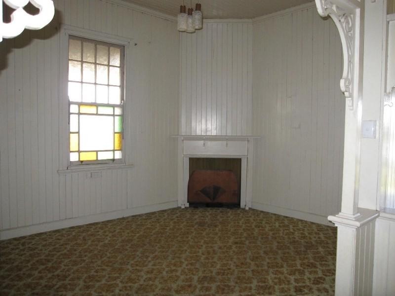 54 Guy Street, Warwick QLD 4370