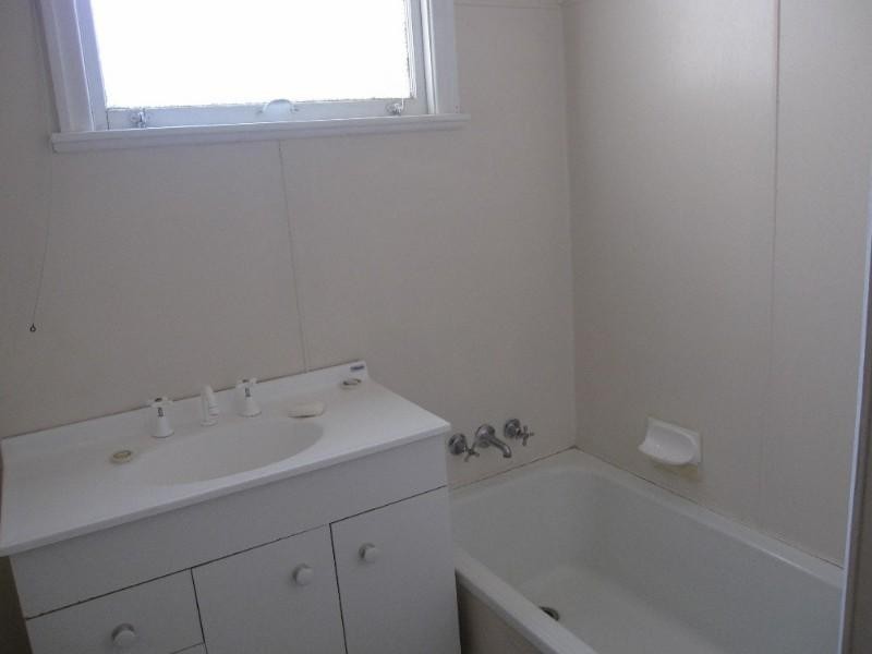 15 Clowes Crescent, Warwick QLD 4370