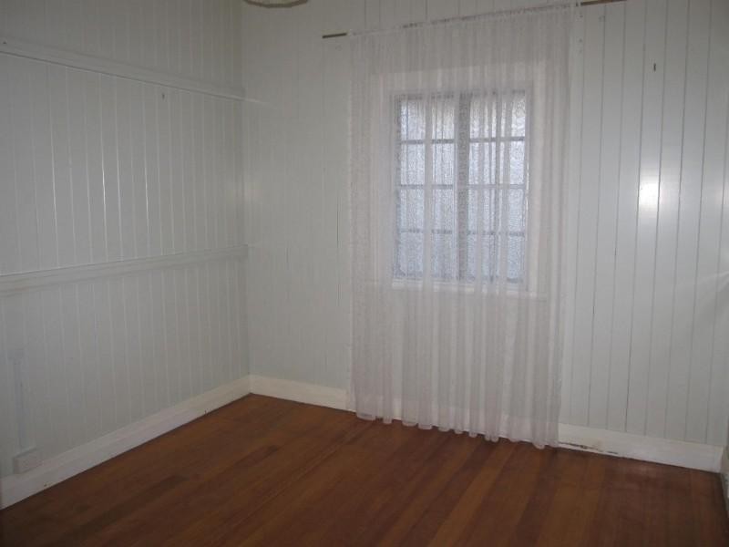 33 Dragon Street, Warwick QLD 4370