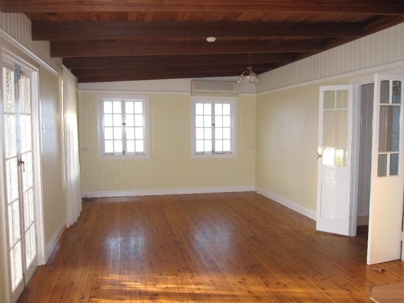 33 Dragon Street, Warwick QLD 4370