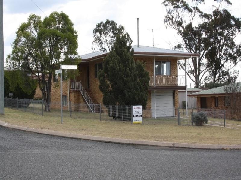 1 Wilkinson Street, Warwick QLD 4370