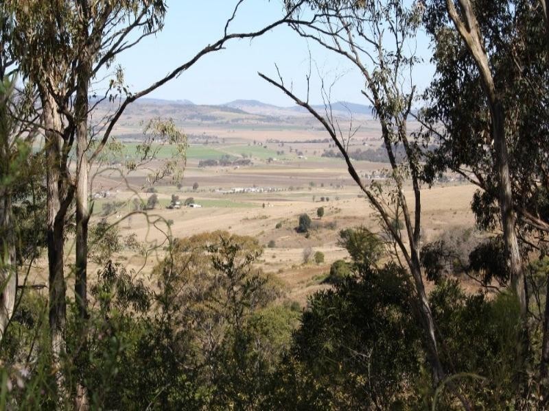 2 Coopers Gully Road, Warwick QLD 4370