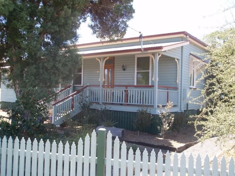 10 Briggs Street, Warwick QLD 4370