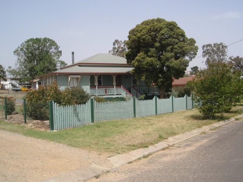 10 Briggs Street, Warwick QLD 4370