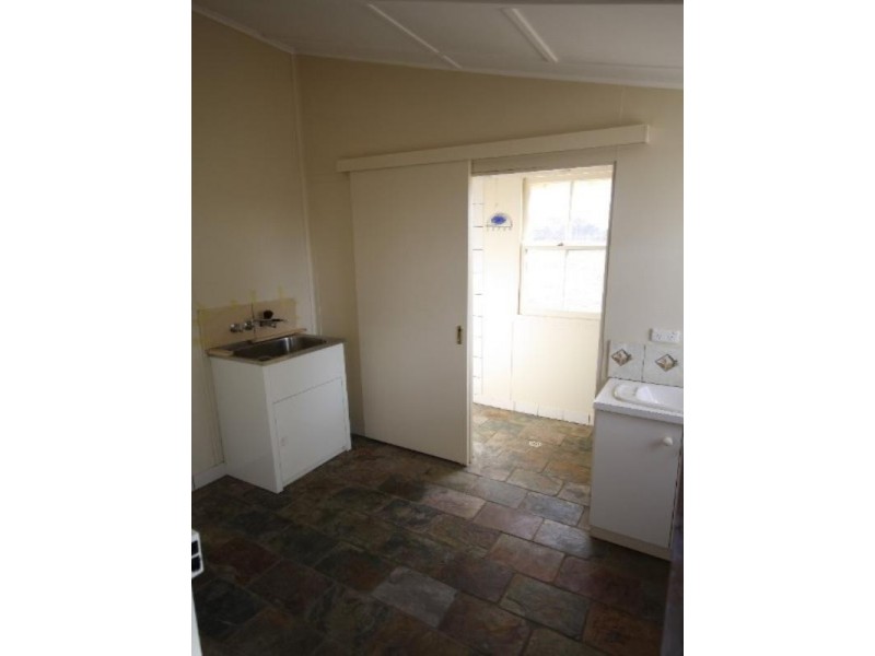 65 Washbourne Road, Warwick QLD 4370