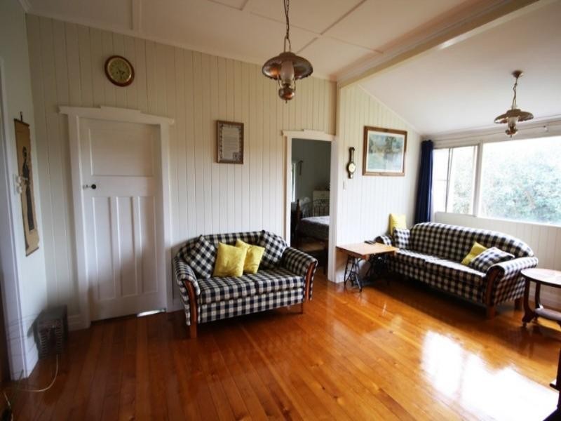 2 Guy Street, Warwick QLD 4370