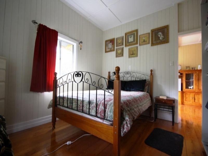 2 Guy Street, Warwick QLD 4370