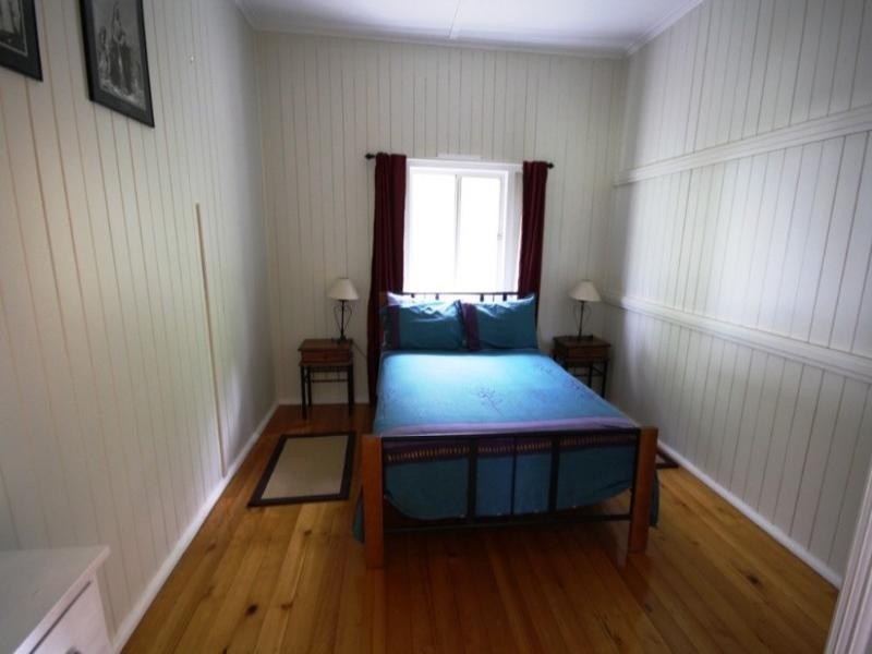 2 Guy Street, Warwick QLD 4370