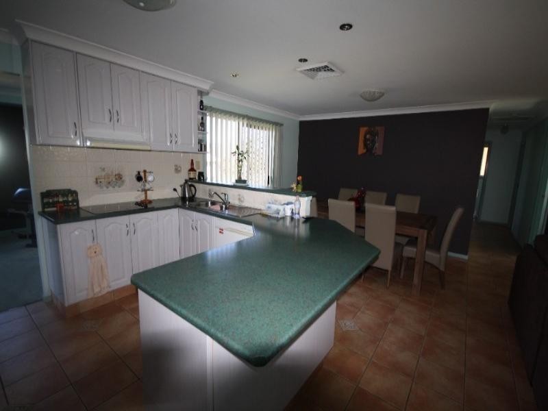 2 Finch Street, Warwick QLD 4370