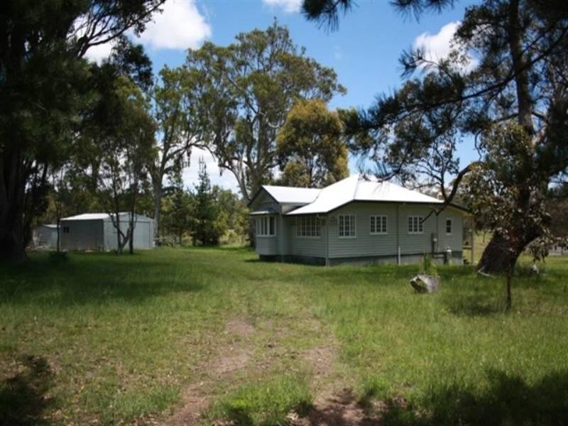 93 Old Coach Road, Warwick QLD 4370