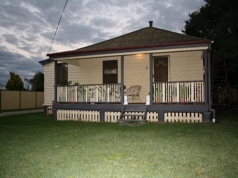 68 Myrtle Avenue, Warwick QLD 4370