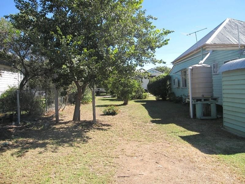 22 Oak Avenue, Warwick QLD 4370