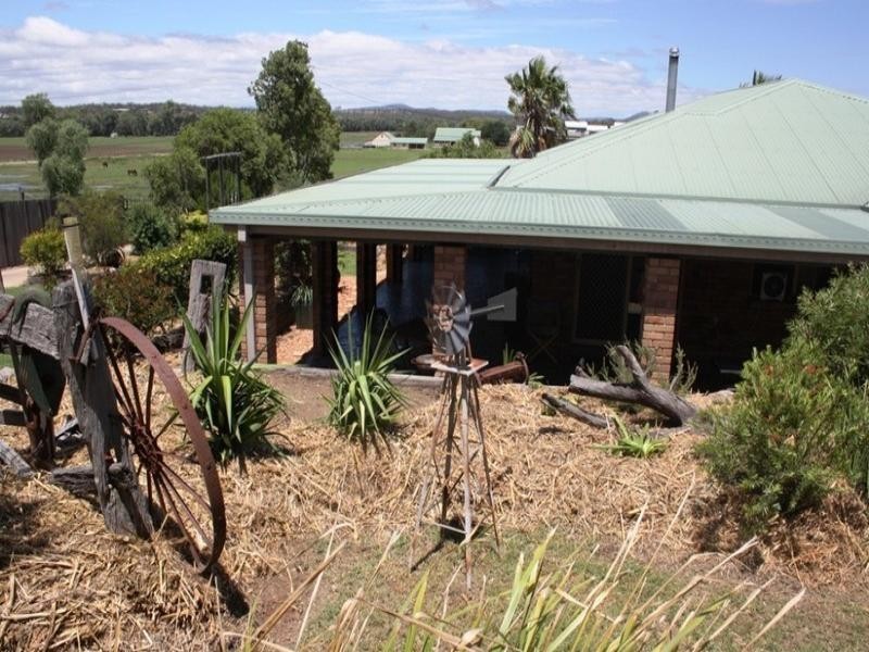 73 Cleary Street, Warwick QLD 4370