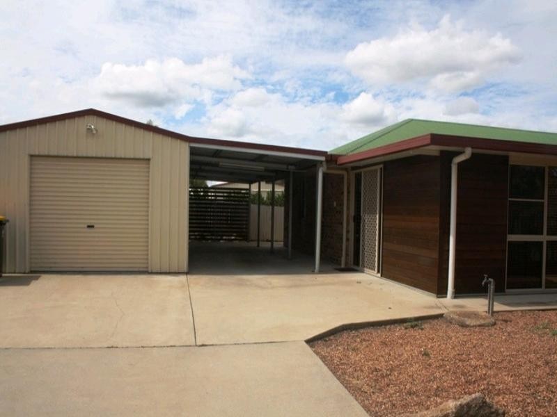 1 Rafferty Avenue, Warwick QLD 4370