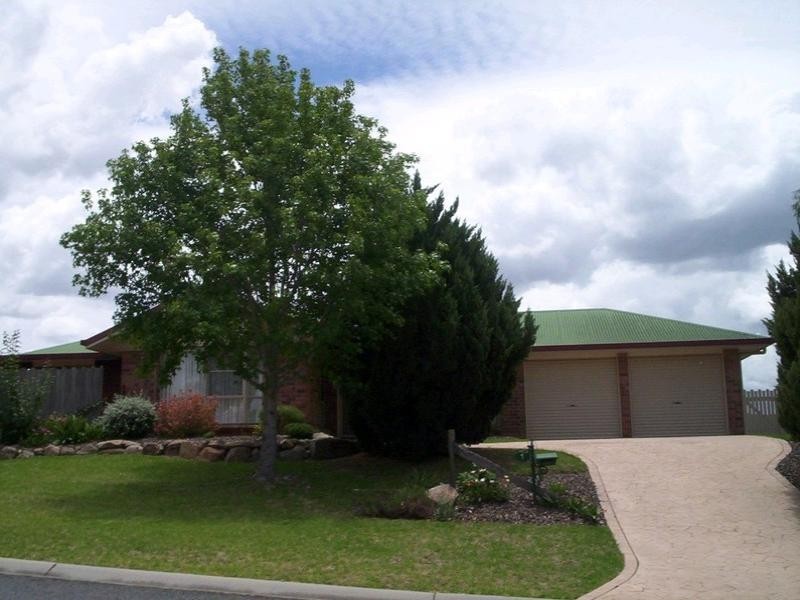 1 Rafferty Avenue, Warwick QLD 4370