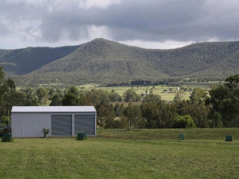 264 Cunningham Highway, Maryvale QLD 4370