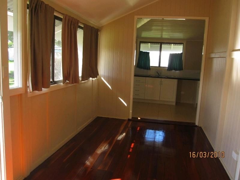 94 Dragon Street, Warwick QLD 4370